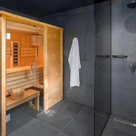 Moia By Guide Villa *