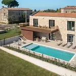 Villa Moia By Guide